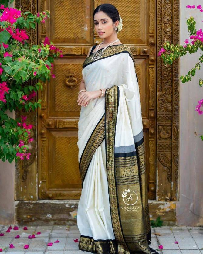 SF 672 White Designer Organic Banarasi Silk Sarees Wholesale Clothing Suppliers In India